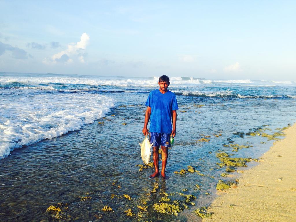 Villa Atulya At Ocean'S Edge Mirissa Bagian luar foto