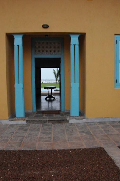 Villa Atulya At Ocean'S Edge Mirissa Bagian luar foto